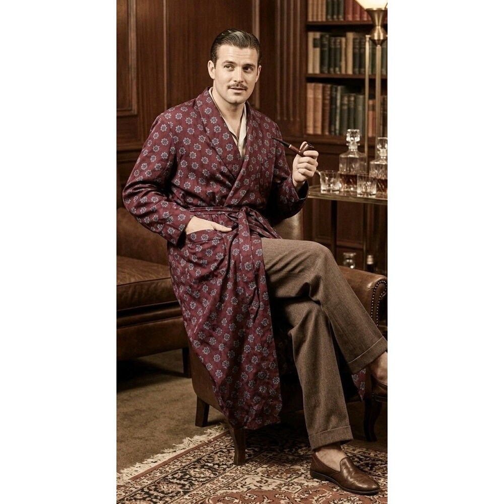 Vintage House Robe Dressing Gown 1940s 1950s Heriswell UK Wine Snowflakes Flaws